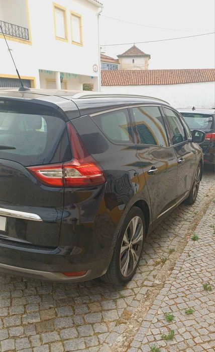 Renault Grand Senic 1.6 com 130 cv.