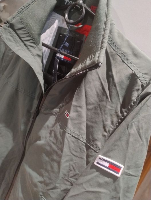 Sprzedam męska kurtkę Tommy Hilfiger M