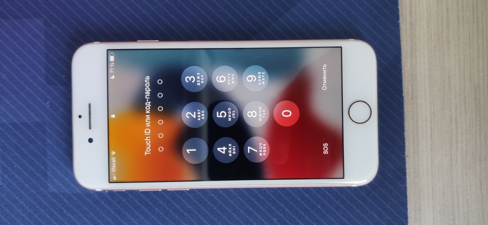 Продам iPhone 7 та X