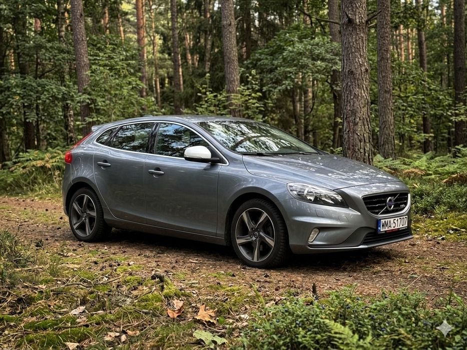 Volvo V40 VOLVO V40 D3 2015
