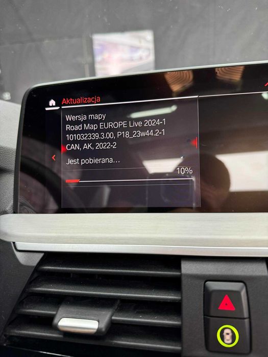 Konwersja USA EU BMW Aktualizacja map CarPlay Android Auto EVO MGU