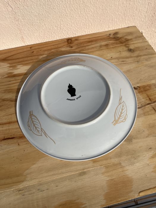 Prato japonês antigo em porcelana – 30 cm (como novo)