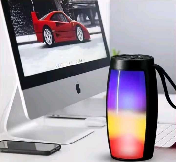 Bluetooth колонка із якісним звучанням та різними режимами підсвітки!