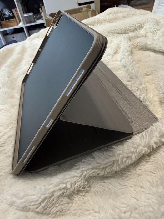 Чохол ESR Shift Magnetic Case Black для iPad 13 (2024, 7 Generation)