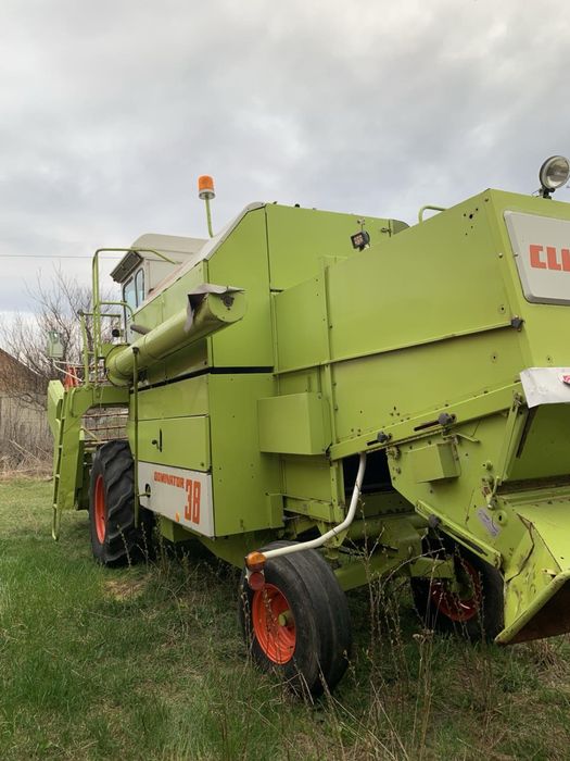 Комбайн Class Dominator 38