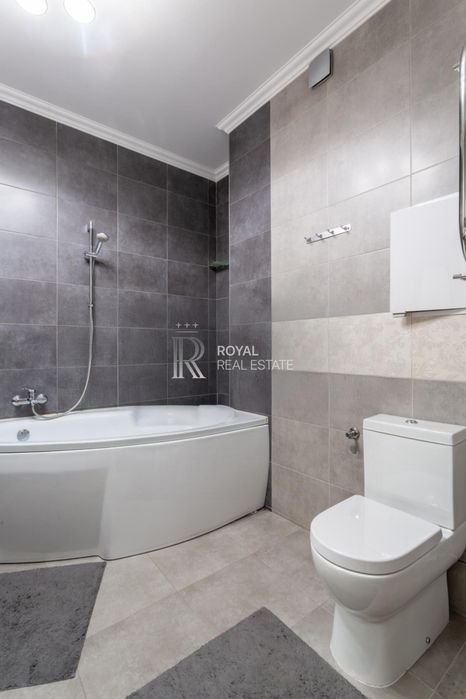 Продаж Квартири 3к 130м2 ЖК Панорама на Печерську Укриття Генератор