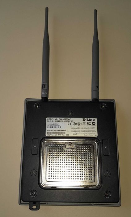 Точка доступа (роутер) D-Link AirPremier DWL-3200AP