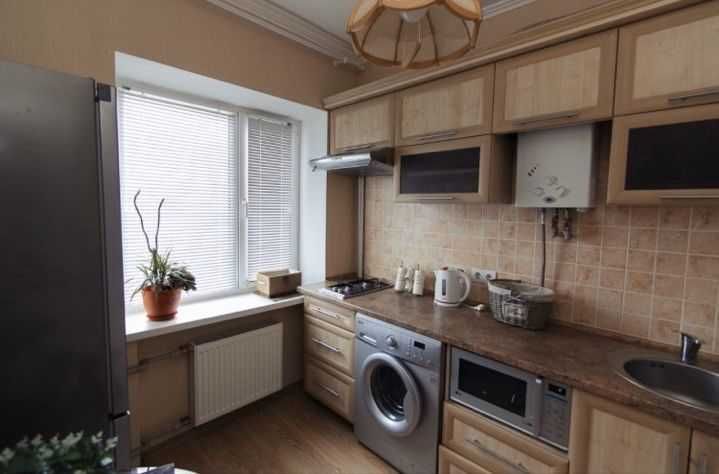 Продаж 1-кімнатної квартири вул. Троїцька (р-н парку Казка)