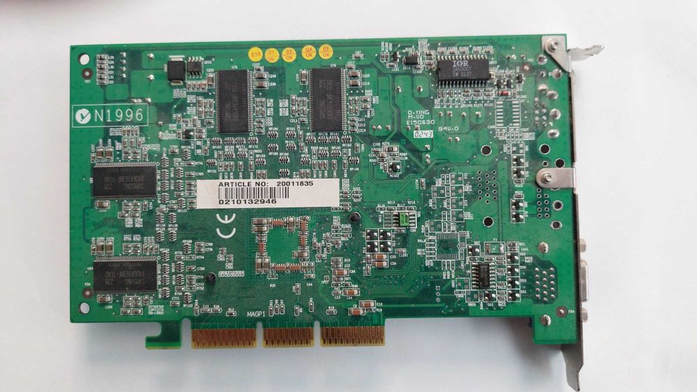 Karta graficzna ATI Radeon 9000 64MB AGP – retro!