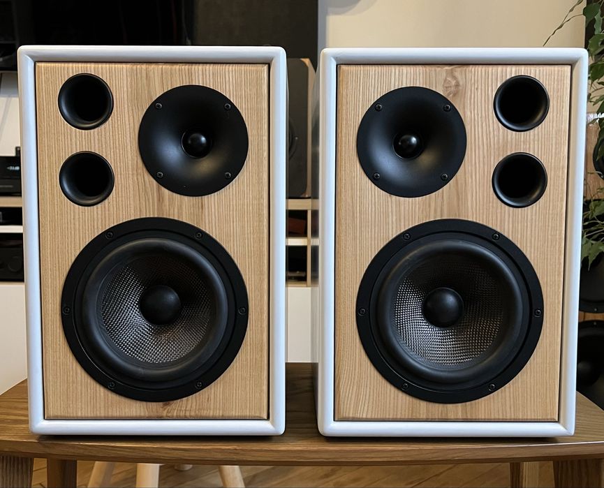 Kolumny podstawkowe STX Dayton Audio