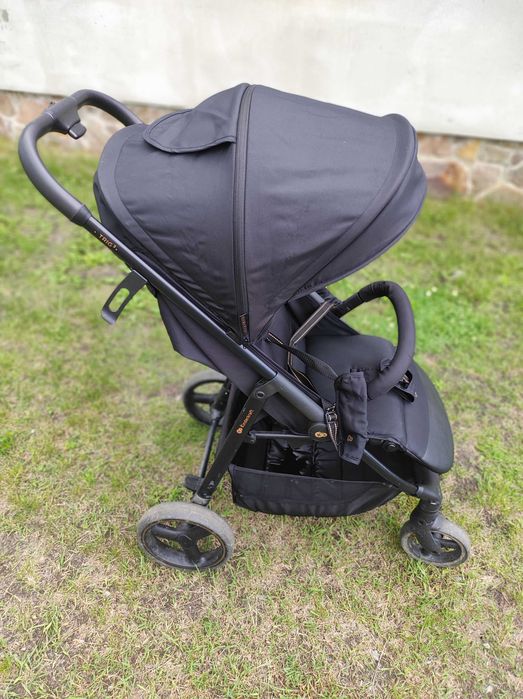 Прогулянкова коляска Kinderkraft Trig 3 Onyx Black