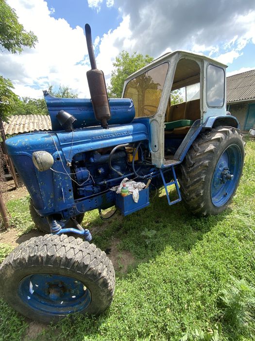 Продам трактор юмз