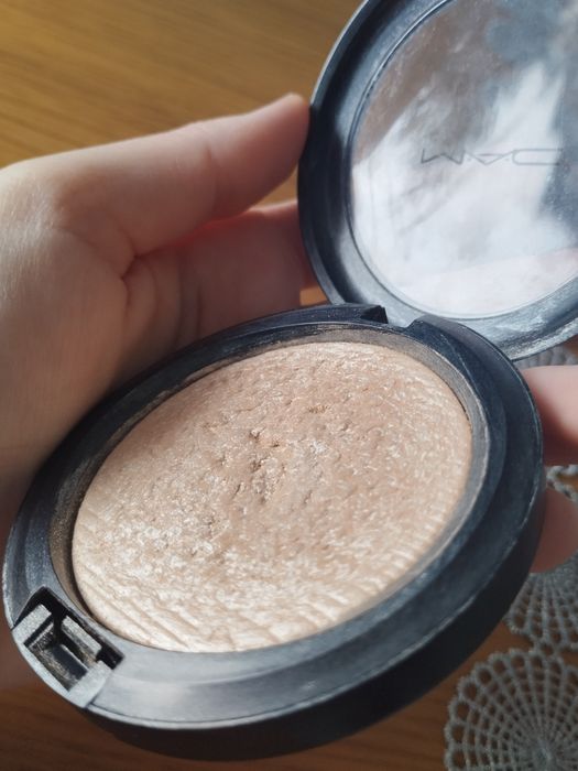 MAC Extra Dimension Skinfinish 9g Double-Gleam rozświetlacz do twarzy