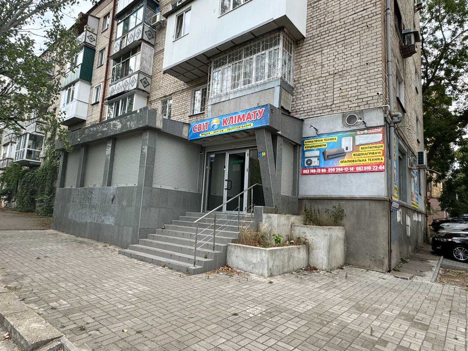 Шосейна/Нікольська р-н Яхт-клубу 95,4 кв.м. фасад гарний стан