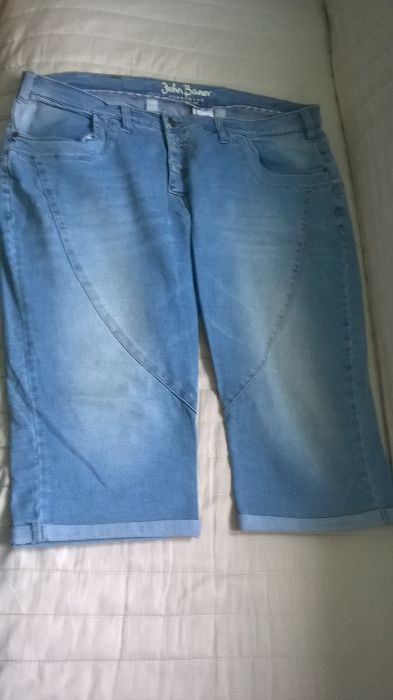 Spodnie damskie krótkie - Jeans z lykrą