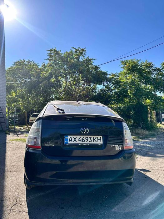 Продать  автомобиль