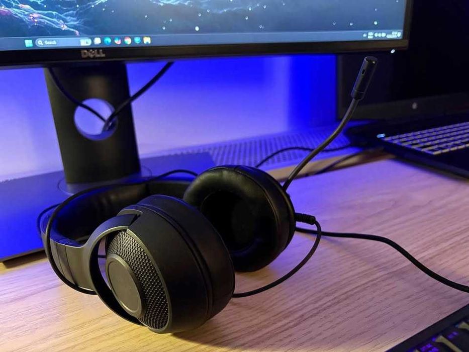 Razer gaming accessories ( Keyboard + Headset )64729768085507123