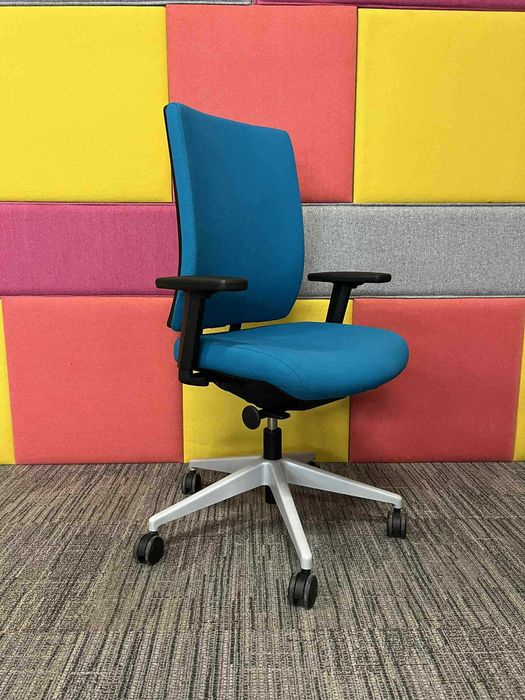 Fotel biurowy obrotowy ergonomiczny Profim Veris 101SFL okazja!