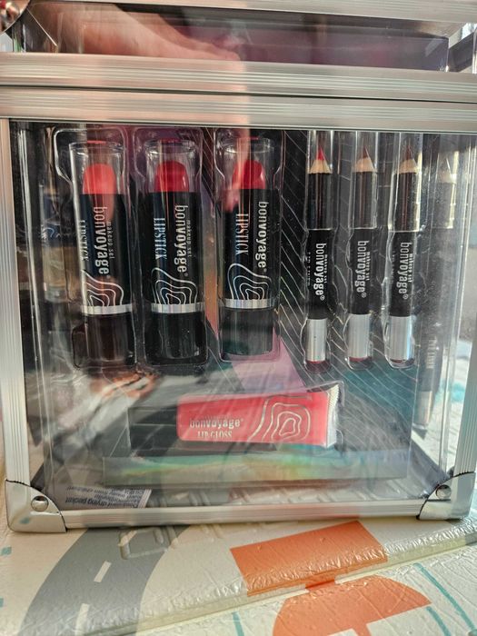 Makeup Set64550863013891122