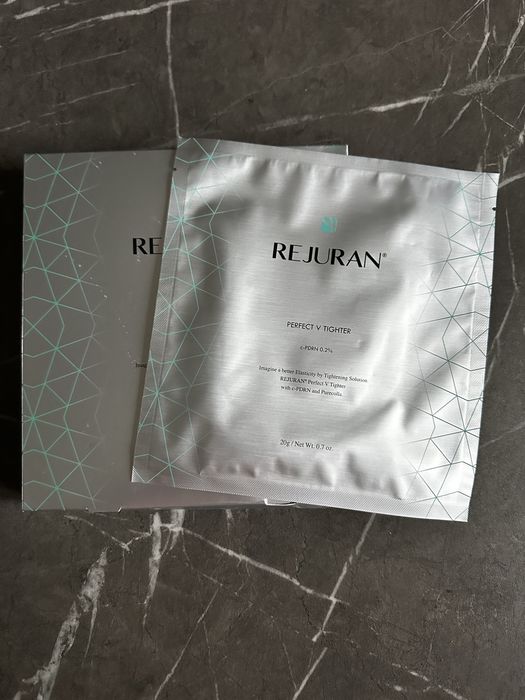 Відновлювальна тканинна маска Rejuran Perfect Healing V Tighter Mask