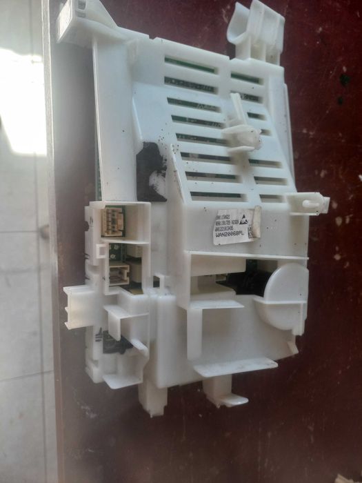 Sprzedam sterownik pralki inverterowej Bosch Typ. WAN 2006 B/PL