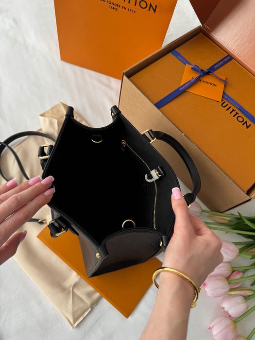 Сумка Louis Vuitton Onthego PM Black