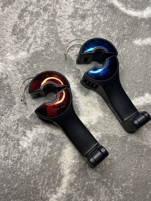 Автомобільні LED-гачки на підголівник CoCoStarke