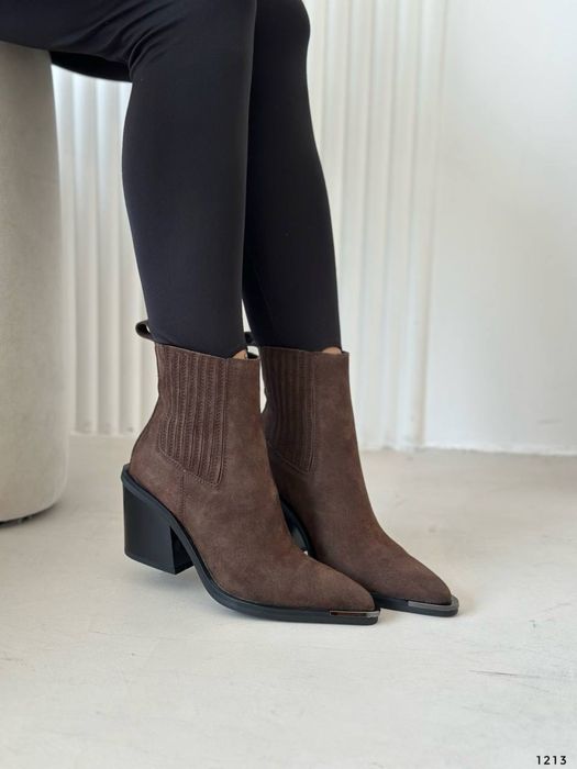 Трендові козаки демісезон. Хітова модель