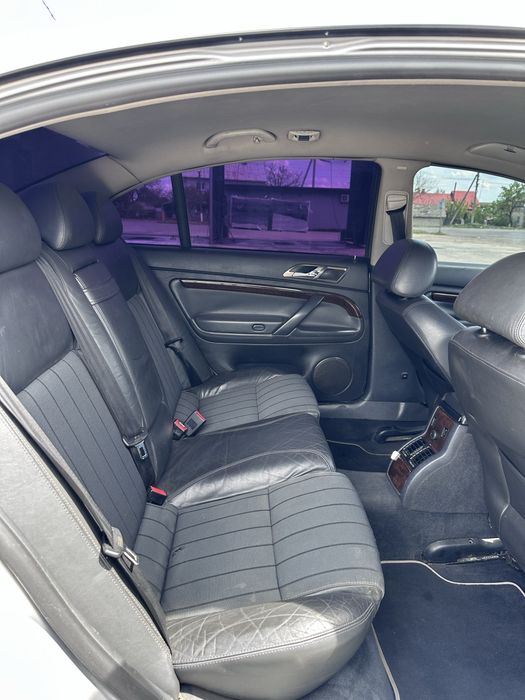 Skoda superb 2003 року 2.5 V6 дизель 3500$