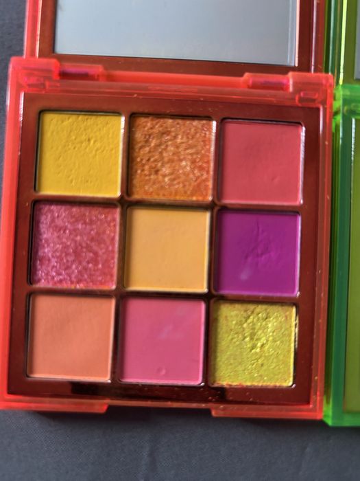 Paleta cieni  huda beauty