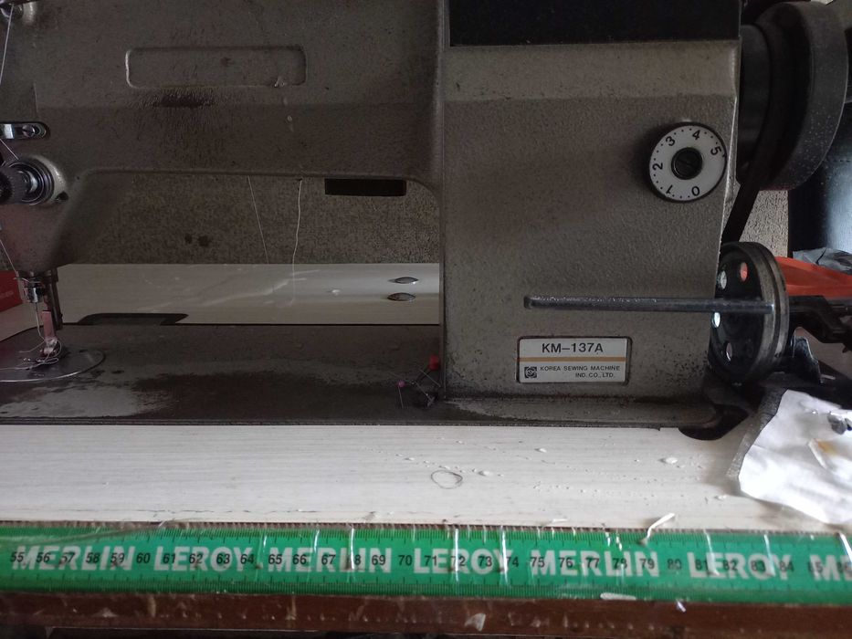 Maquina de costura industrial