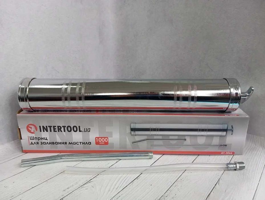 Шприц для заливки масла 1000 мл INTERTOOL AT-3066