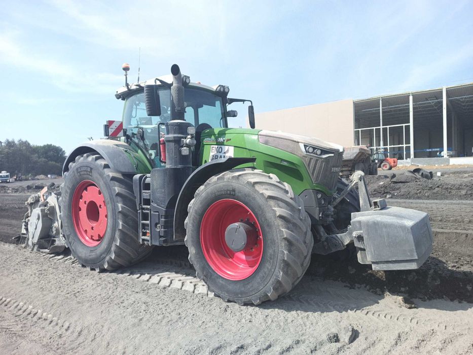 Usługa przesiewaczem, przesiewacz, przesiewanie ziemi, gruzu, kruszywa