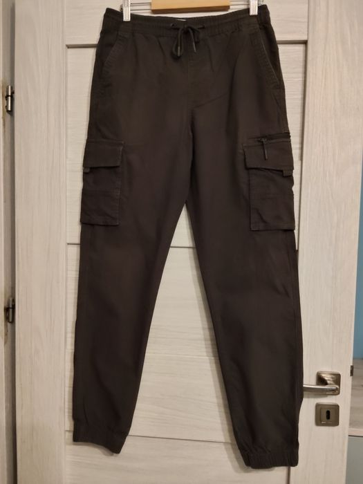 spodnie capri, grafitowe , z kieszeniami Primark rozm. XS