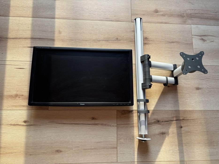 Zestaw Monitor IIYAMA 24'' ProLite i uchwyt alumiowy mocowany do biurka
