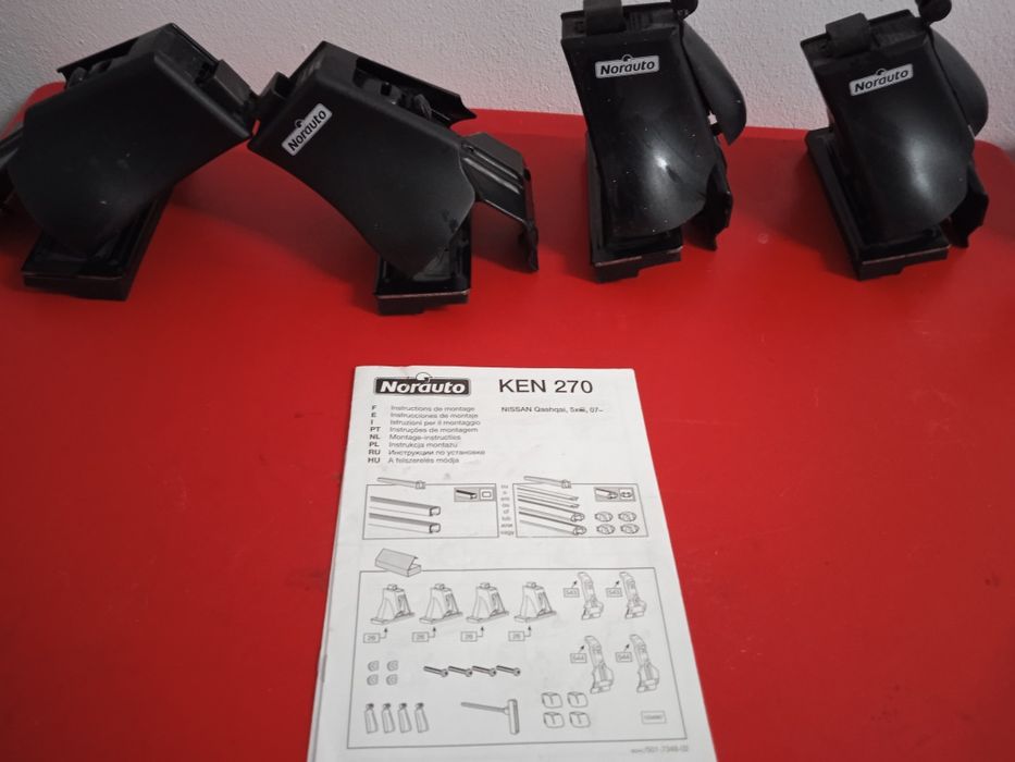 Kit de encaixes para barras tejadilho Nissan Quasquai 5 portas