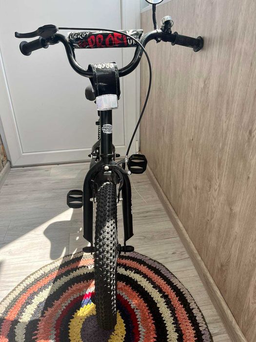 Велосипед дитячий вік 5-7 років