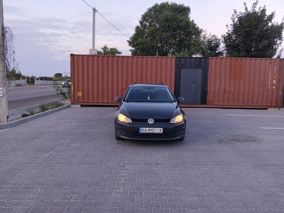 Volkswagen Golf 2015 1.6 tdi 8000 без торгу