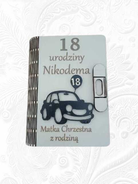Eleganckie pudełko na pieniądze voucher personalizowane