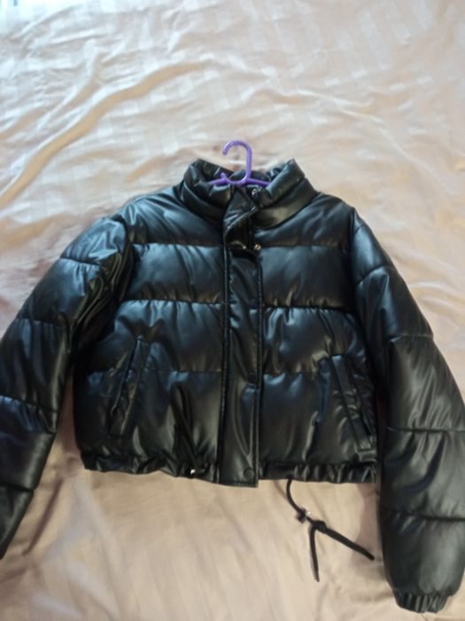 Куртка женская черная