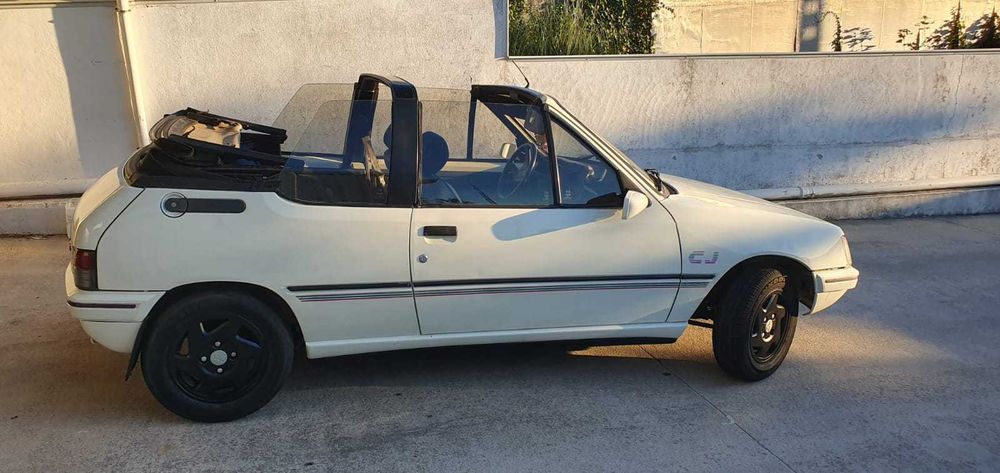 Peugeot 205 CJ Cabrio