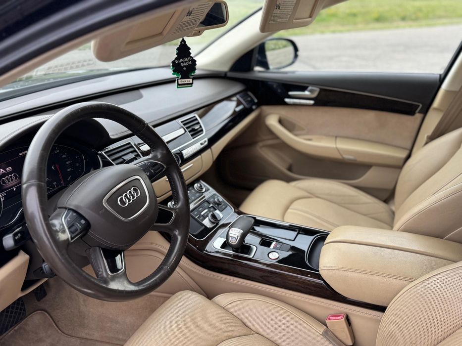 Audi a8d4L 4.2 FSI