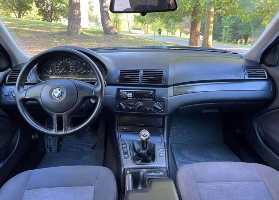 BMW 2003 carrinha para todos os gostos
