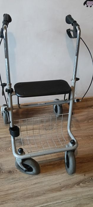 Chodzik rolator używany