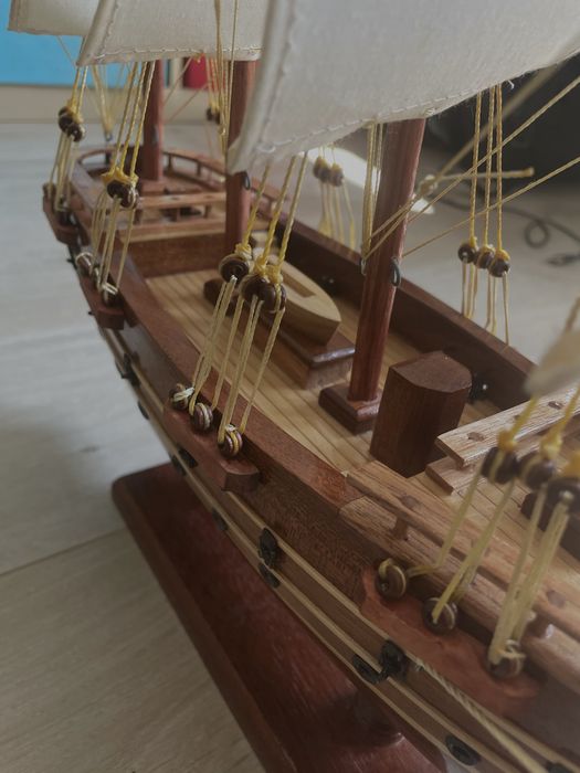 Maquete Barco de madeira