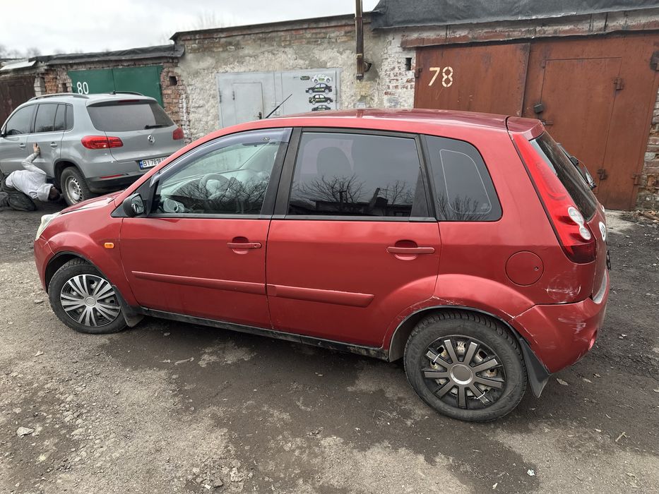 Форд фієста Газ-4