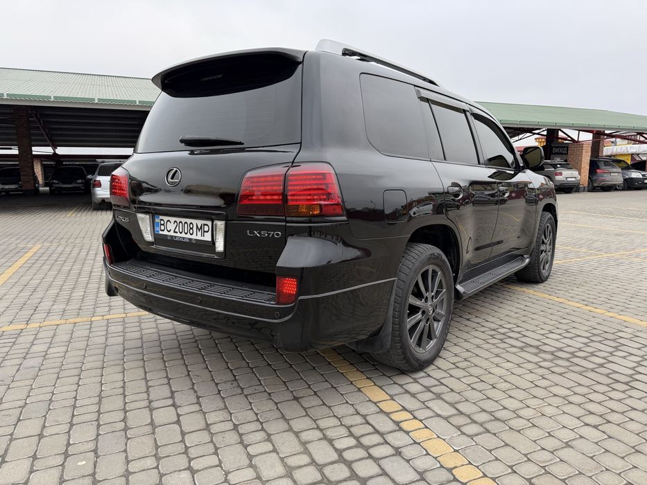 Продам авто Lexus LX570 F Sport