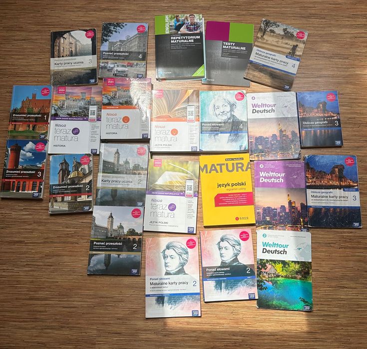 Książki do liceum-technikum różne klasy