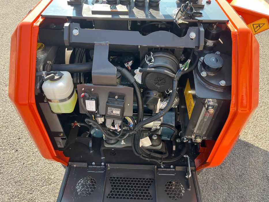 Minidumper de lagartas 800 kg M8000R-KUBOTA 13,7cv FRETE E IVA INCLUSO