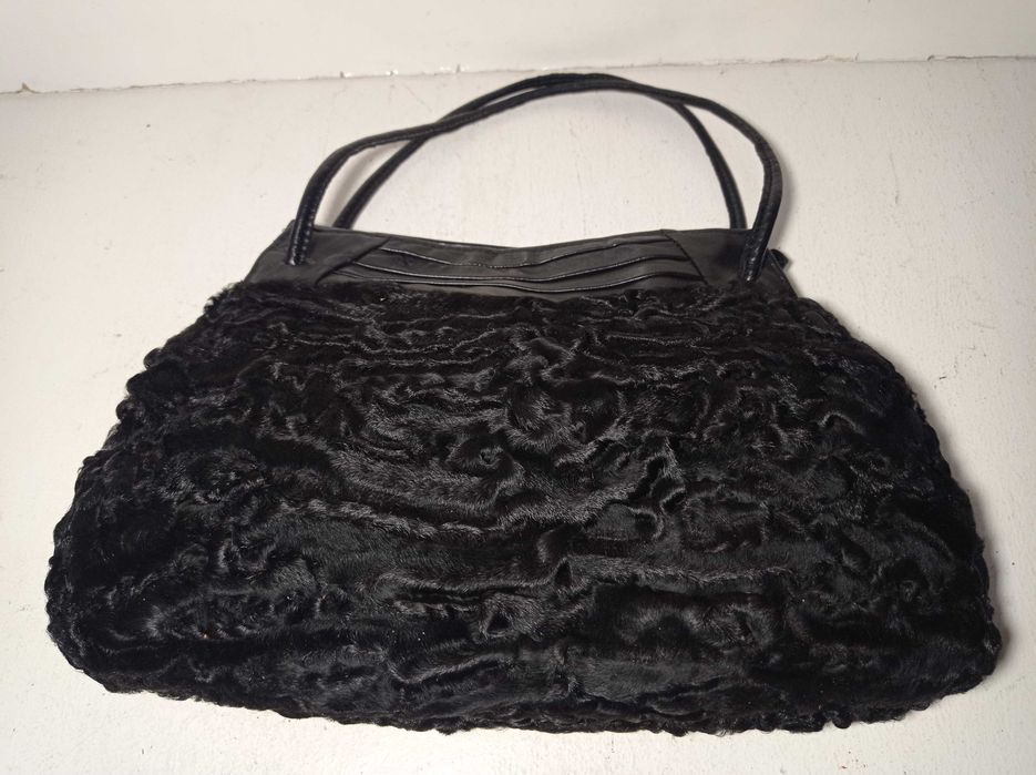 torebka skórzana , mufka karakuły